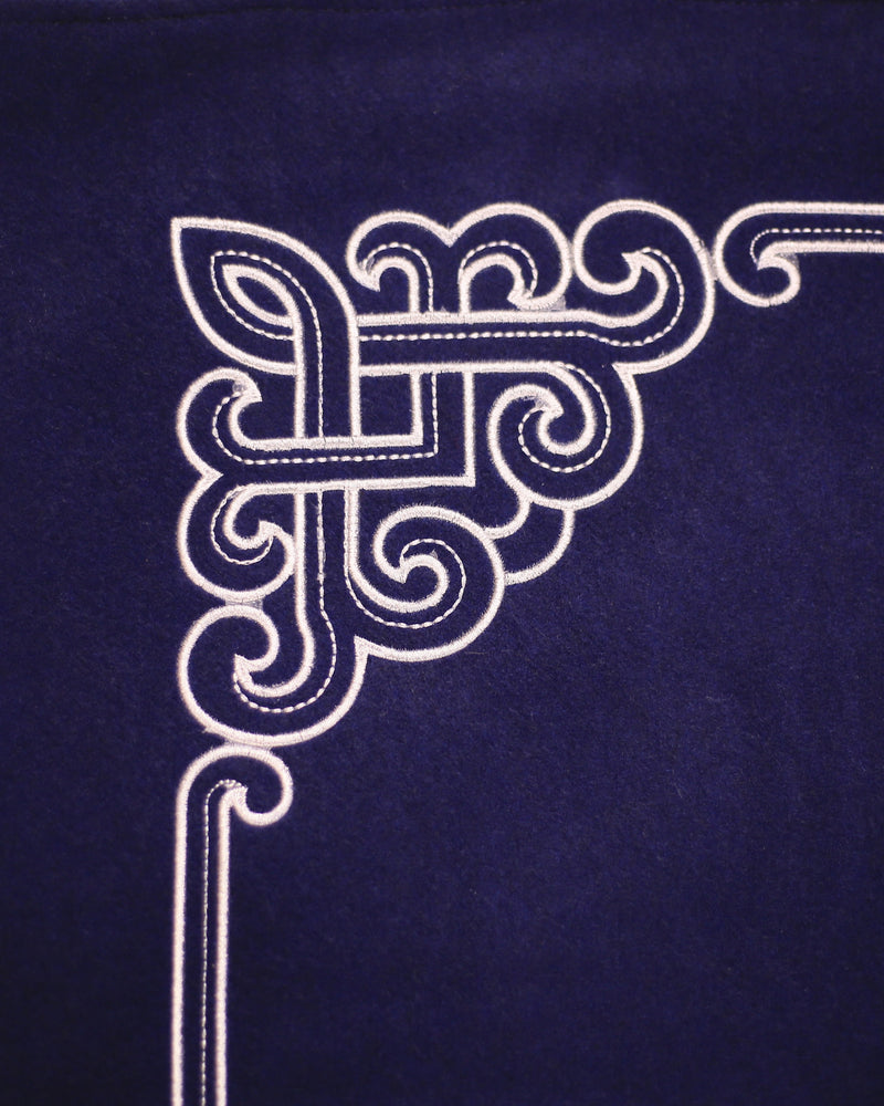 BLUE NIGHT bed runner with silver embroidery